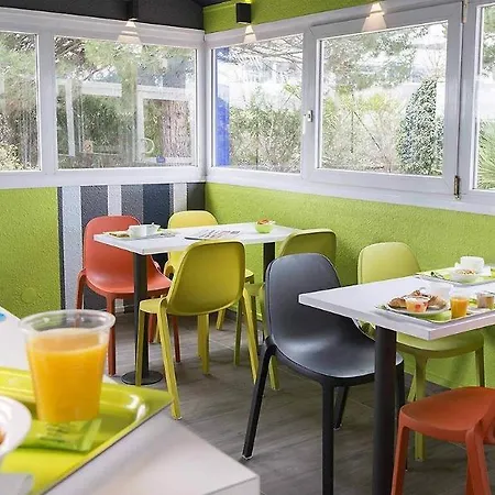 Hotel Ibis Budget Est Montimaran